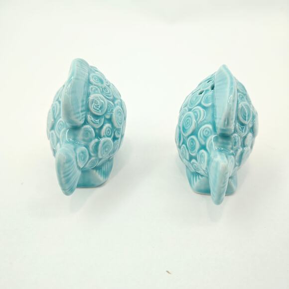 Pier 1 Imports Ceramic Fish Salt & Pepper Shakers Blue w Stoppers - Picture 4 of 5